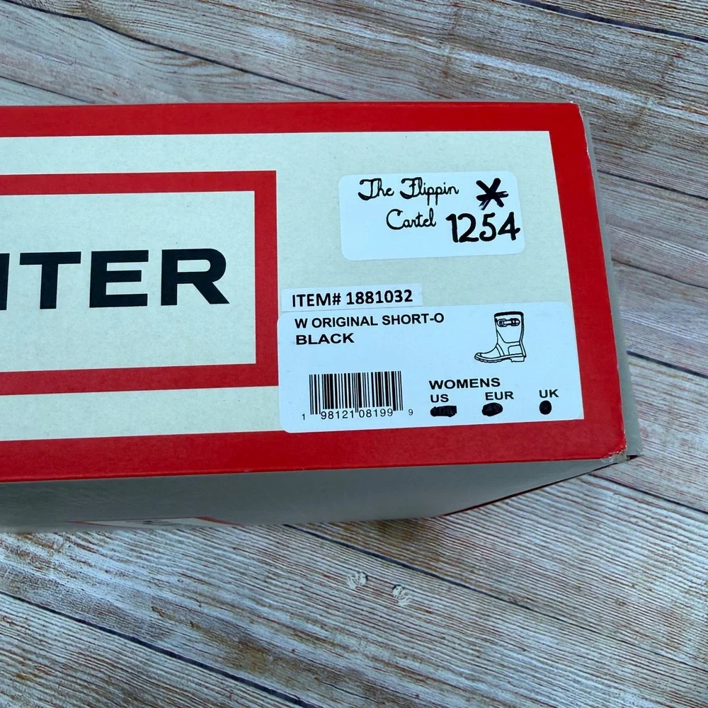 Hunter‎ Original Short Black Matte Rain Boots Womens 9 WFS1000RMA-O